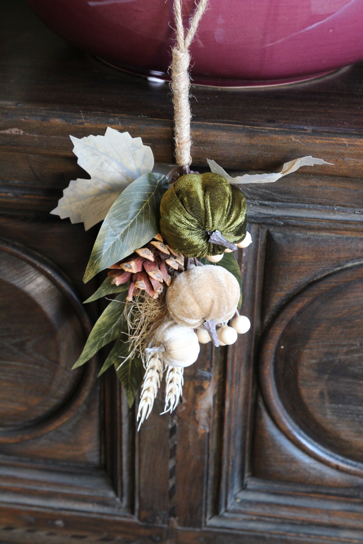 Harvest Woodland Pumpkin Swag full seasonal styling view