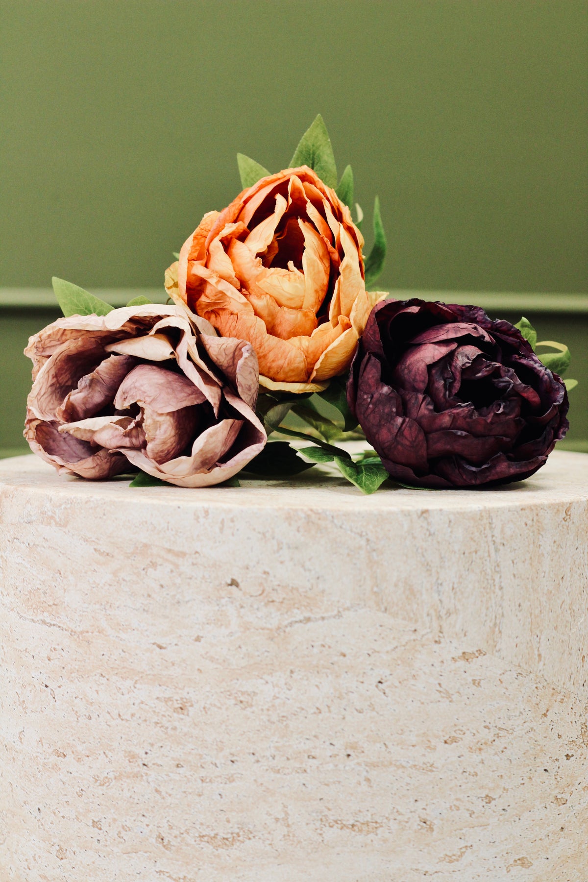 Vintage Peony Bud Stem – Aubergine for rich seasonal vase styling