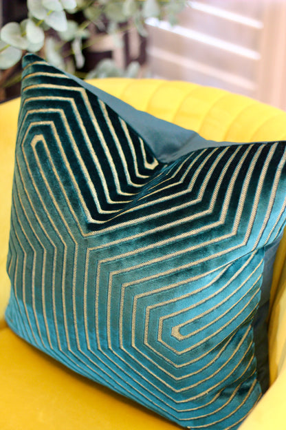 Shimmer Velvet Cushion – Emerald detail – Leya Buster Interiors