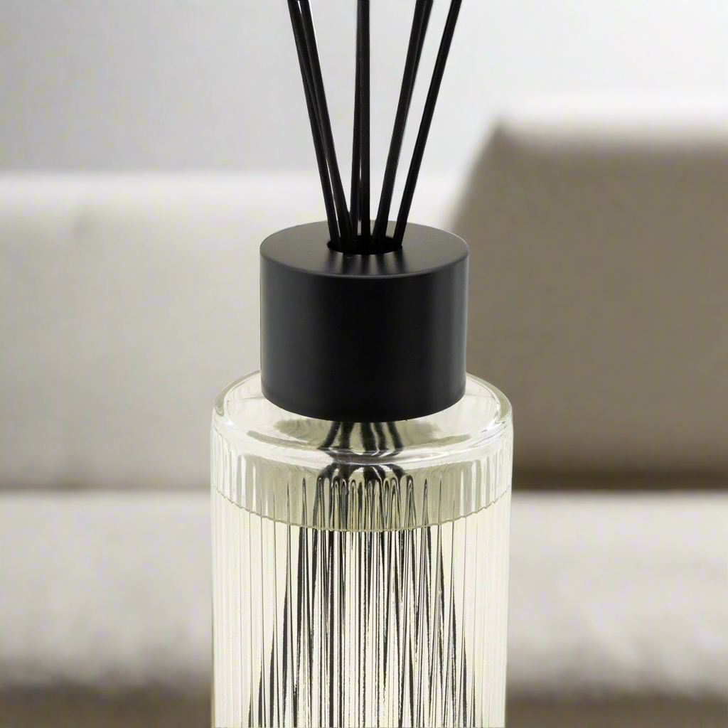 Violet Amber Large 1200ml Reed Diffuser