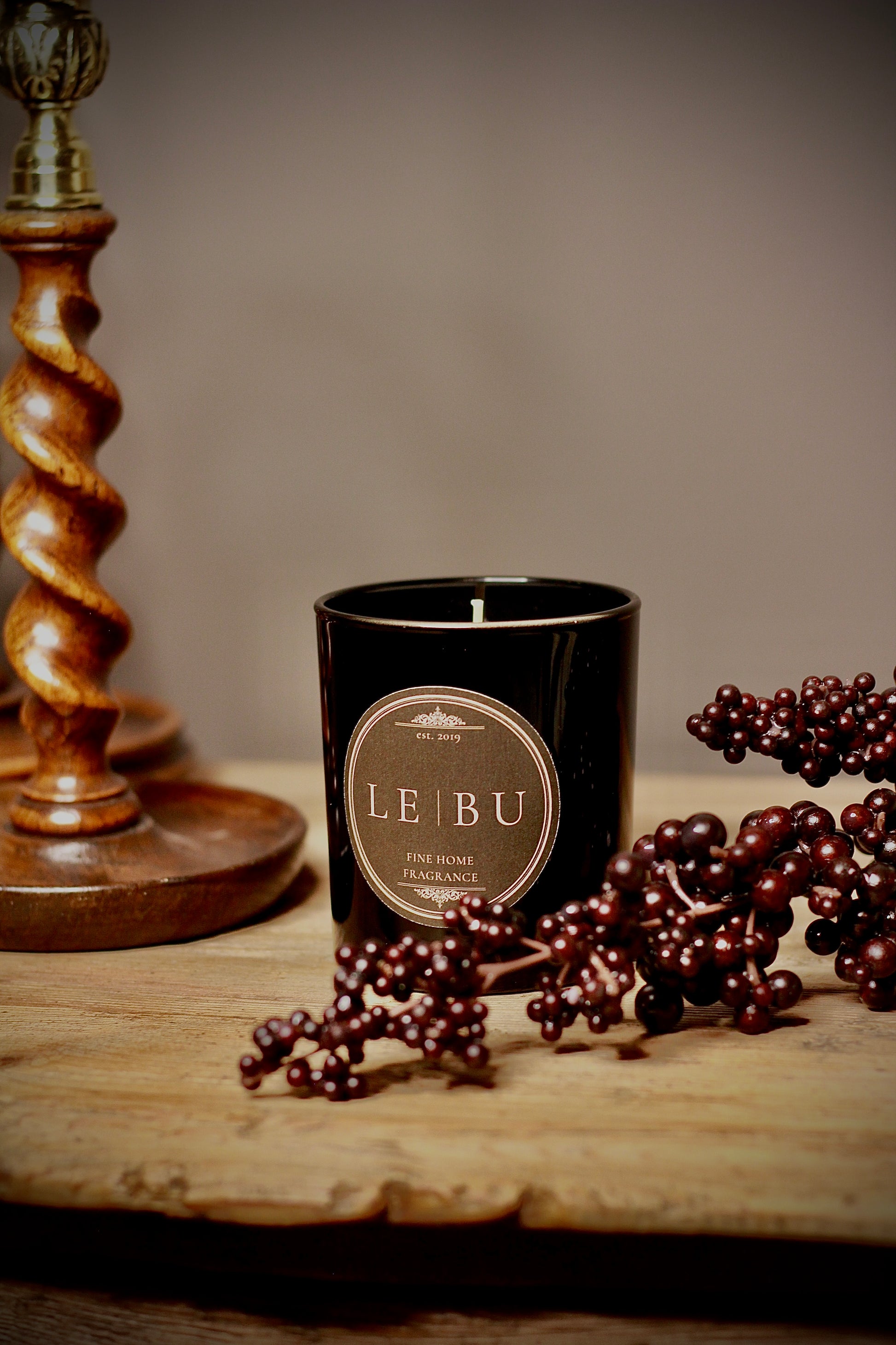 Gentlemans Lounge – Cotton Wick Candle detail – Leya Buster Interiors