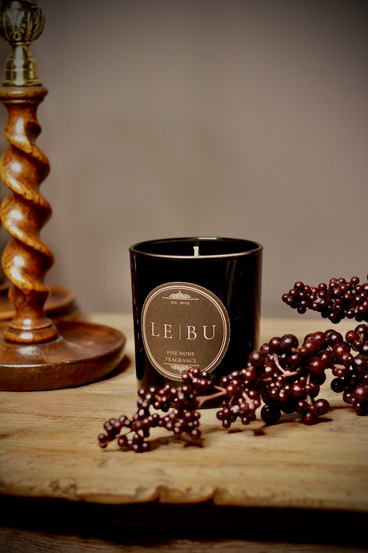 Gentlemans Lounge – Cotton Wick Candle detail – Leya Buster Interiors