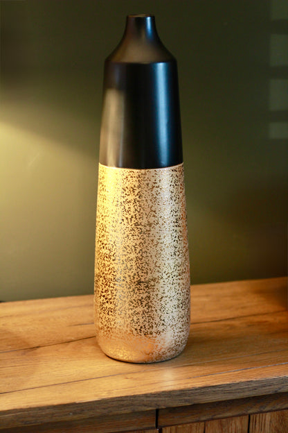 Black & Gold Ceramic Vase detail – Leya Buster Interiors
