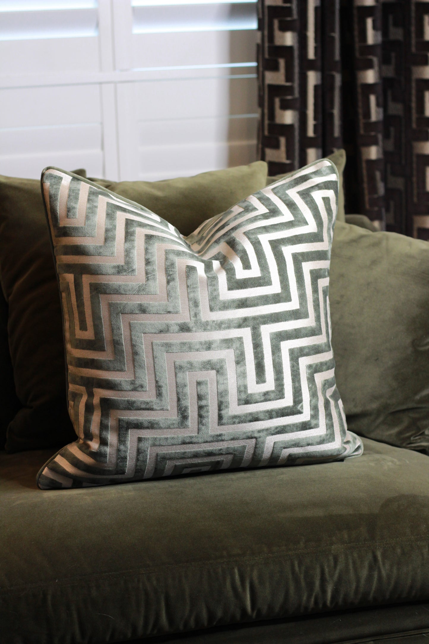Sage Amaze Velvet Cut Cushion - Large
