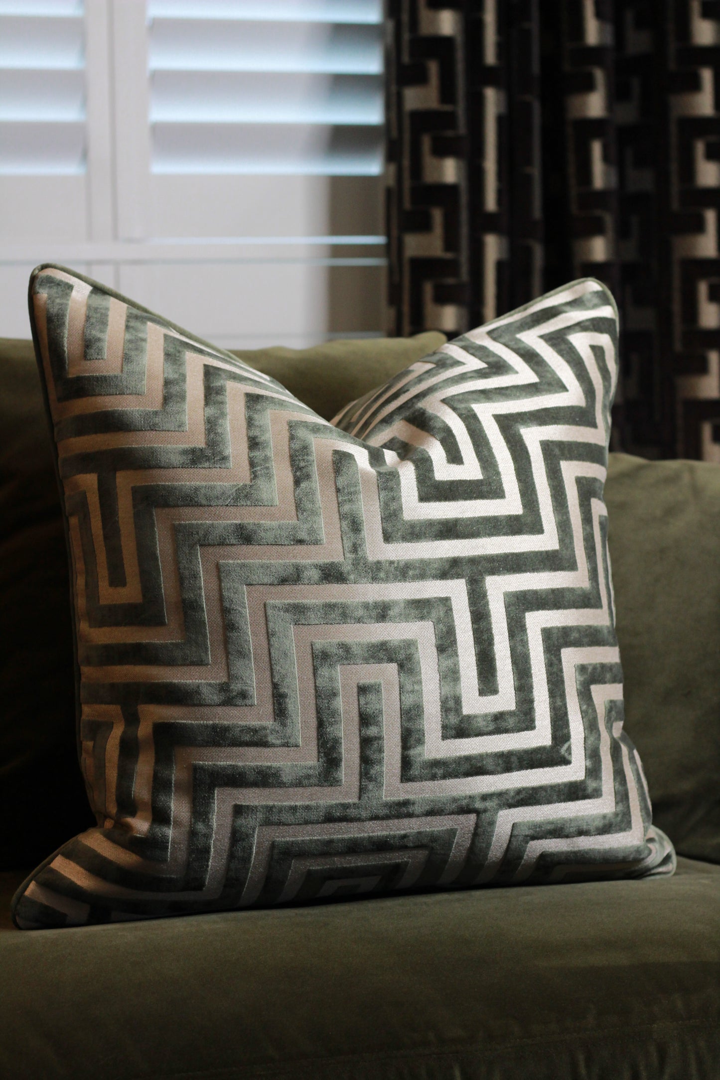 Sage Amaze Velvet Cut Cushion - Large