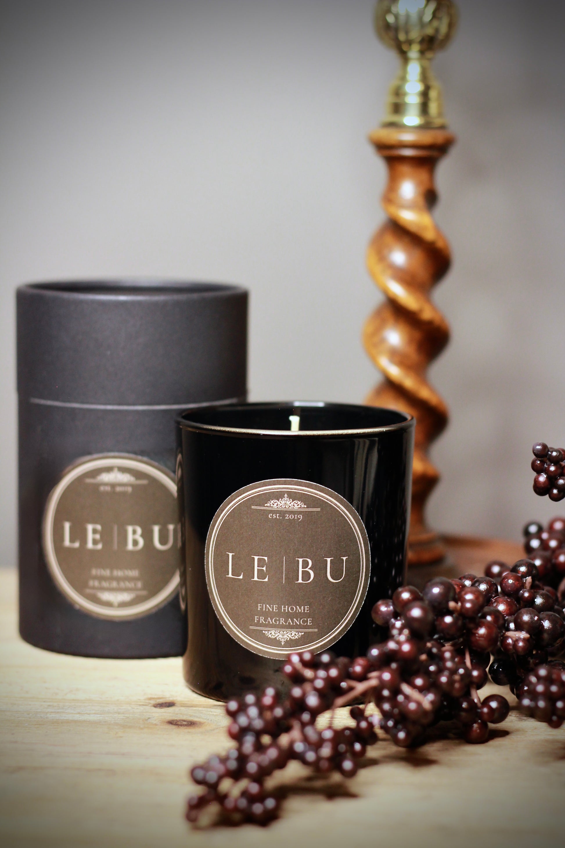 Gentlemans Lounge – Cotton Wick Candle styled view – Leya Buster Interiors