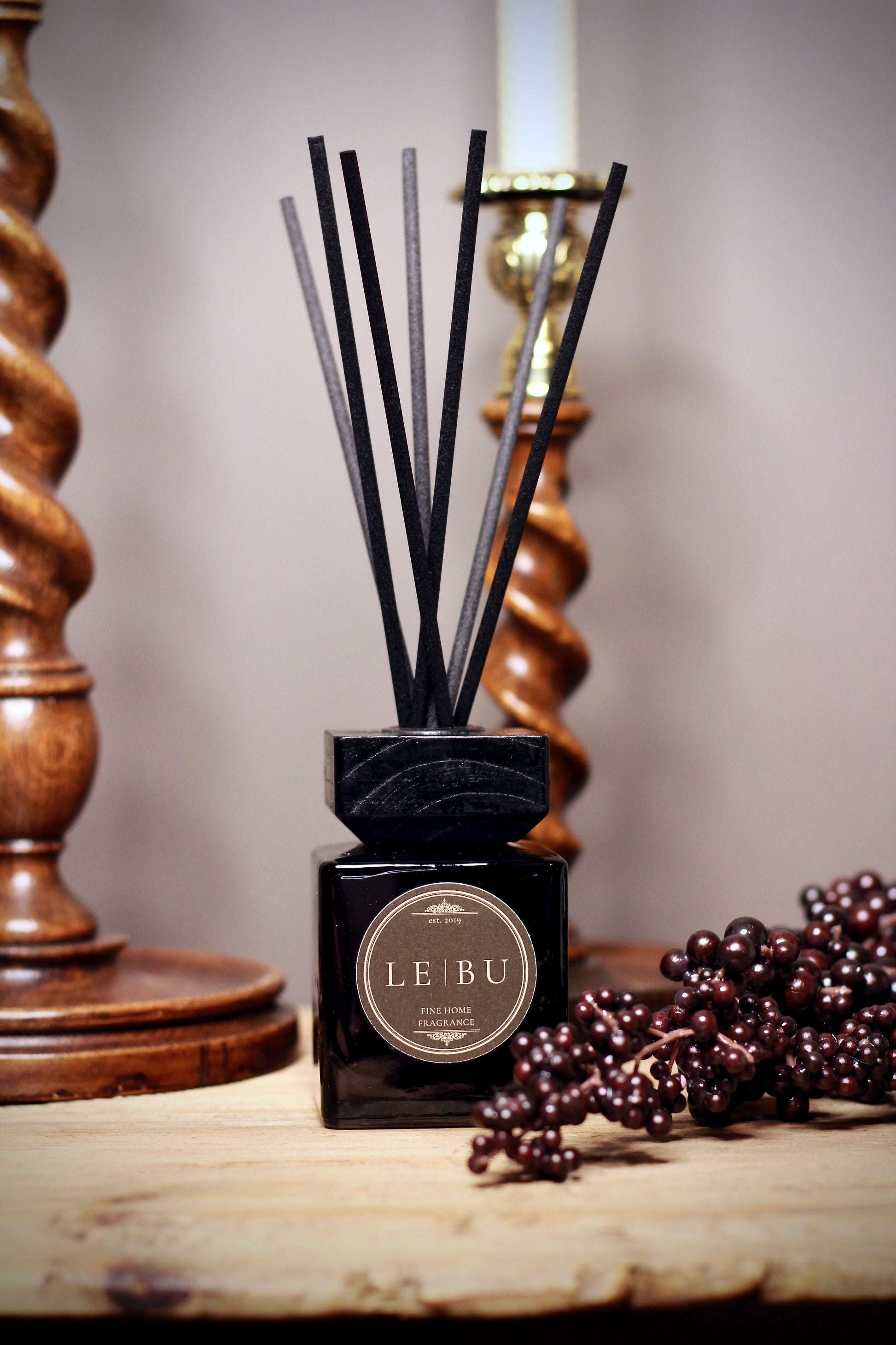LE | BU Reed Diffuser 150ml detail – Leya Buster Interiors