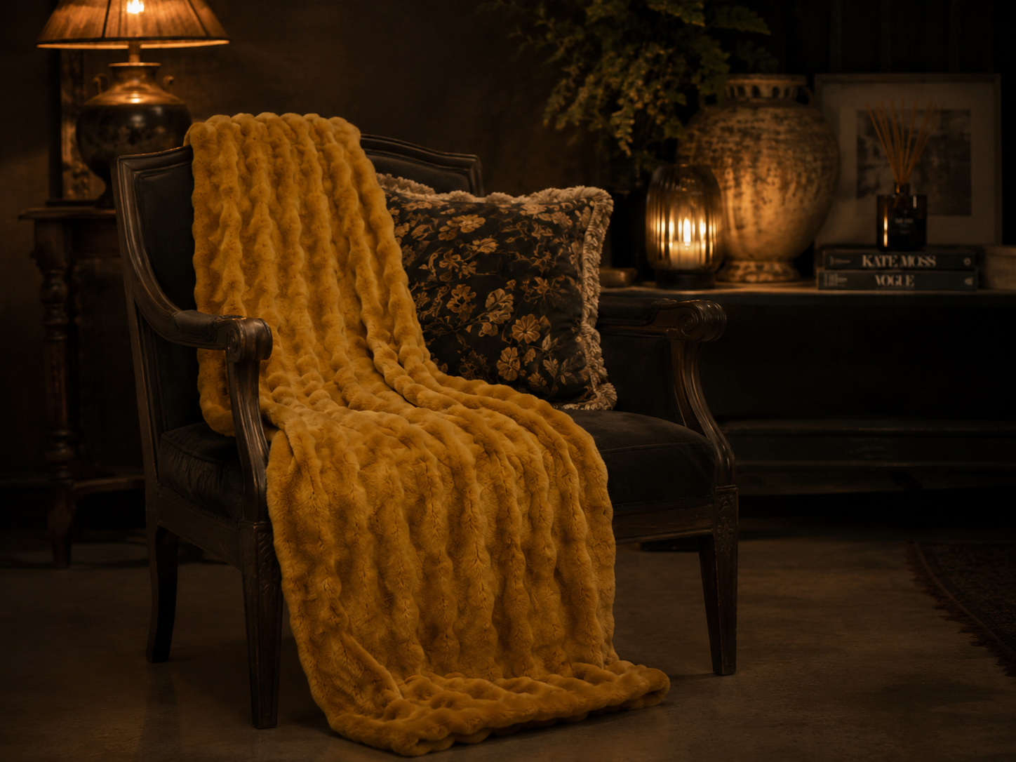 Close view of the whiskey faux fur throw highlighting its bubble ruffle texture.
