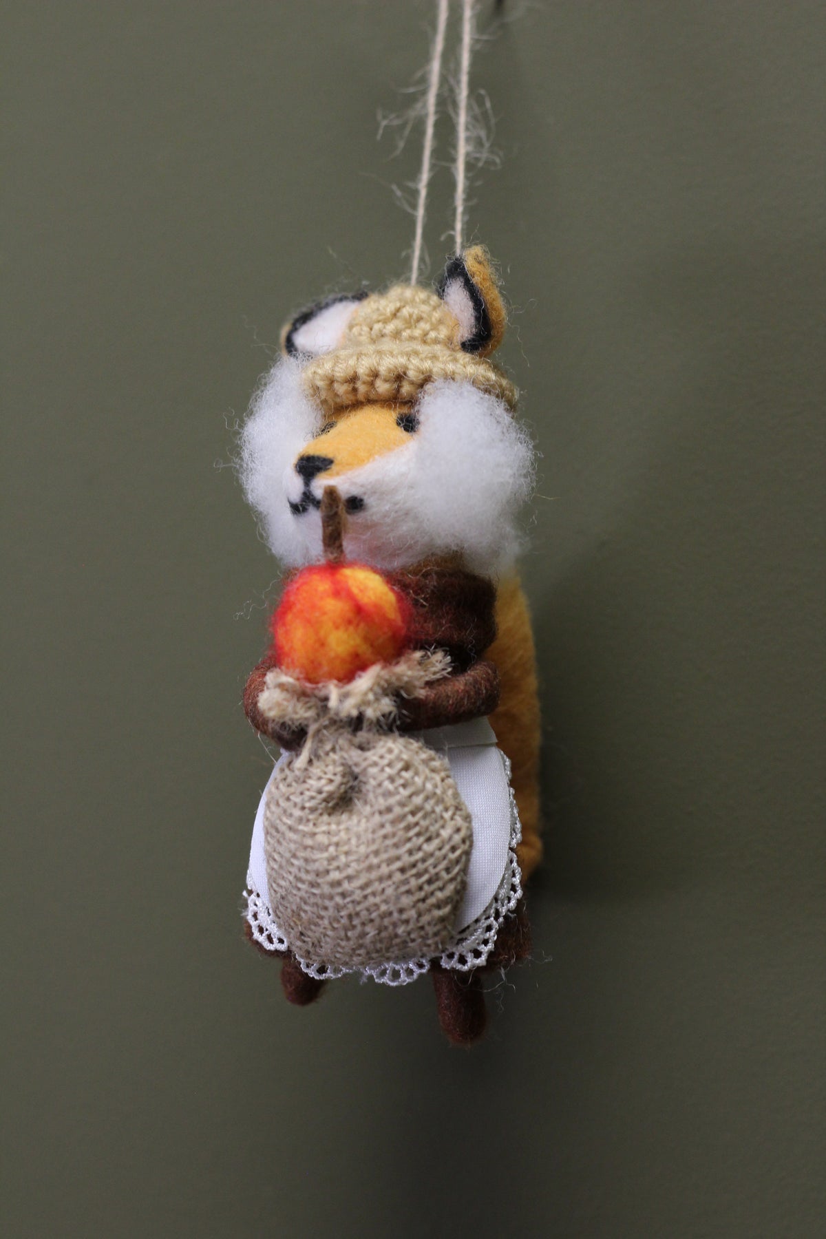 Woodland Felt Fox Decoration detail view for seasonal home decor